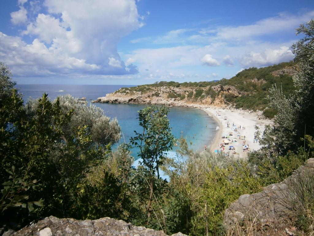 Studios Peric Sveti Stefan Exterior foto