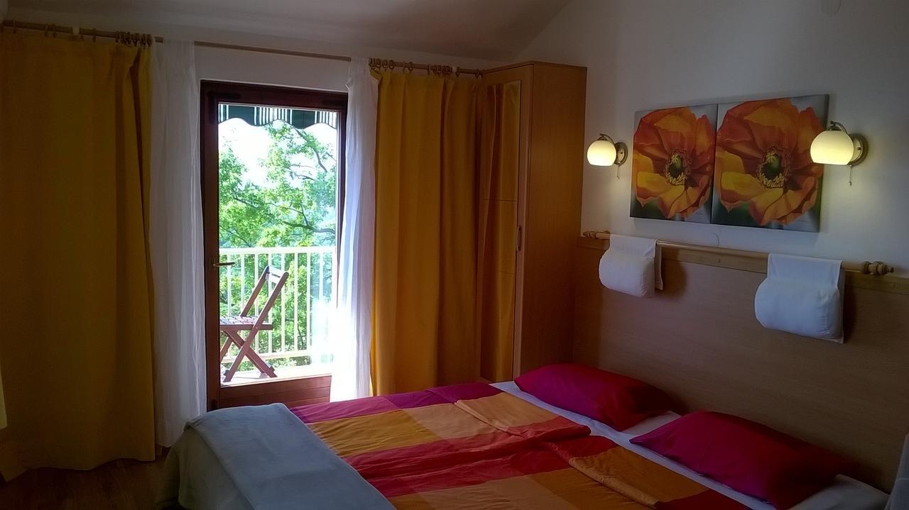 Studios Peric Sveti Stefan Exterior foto